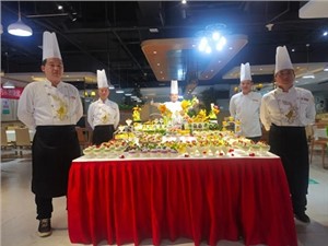 “食”力保障，華逸府圓滿(mǎn)完成中南大學(xué)湘雅三醫(yī)院大型活動(dòng)供餐服務(wù)